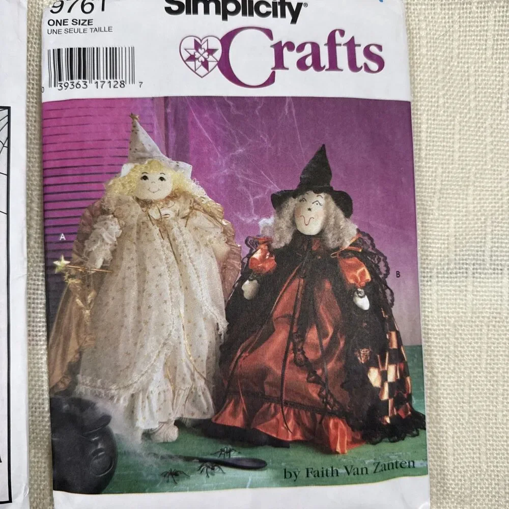 Simplicity Crafts Vintage Fall & Halloween Sewing Patterns Witch Crow Doll